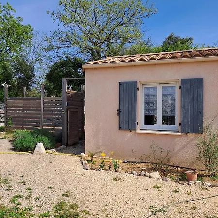 Au Pied Du Homestay *